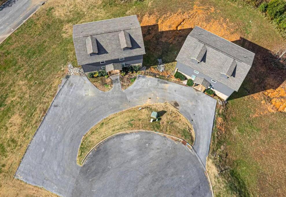 Willow Trace: Family Retreat, Hot Tub, Gaming! Pigeon Forge Εξωτερικό φωτογραφία